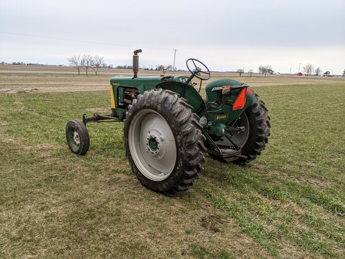 Oliver Super 77 - Very good condition.  Has been used in ordinary  farming for past 20 years, but is set up for pulling.   Comes with both wide and narrow front ends.