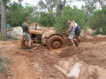 TEA20 Ferguson - Went to Lightning Ridge to do a bit of opal mining, with my brothers