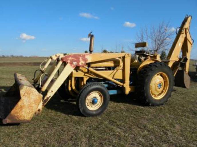 Ford 4000 tractor with loader #8