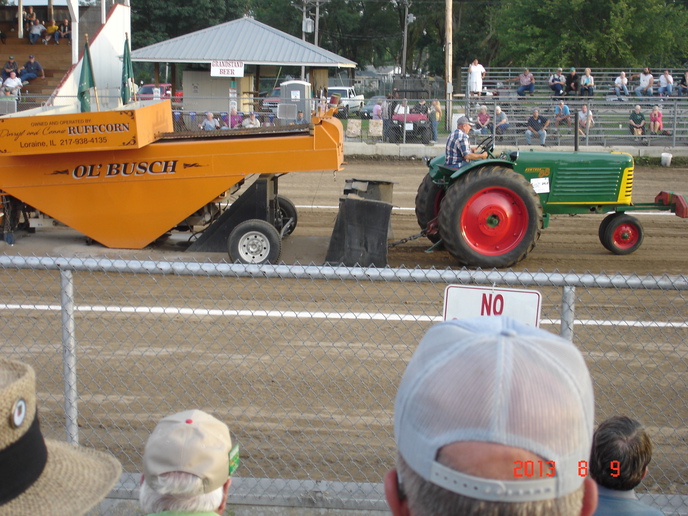 More show pics. mostly pulling - Yesterday's Tractors