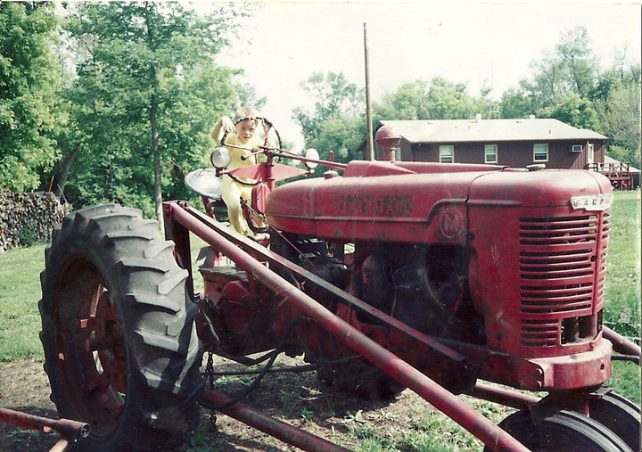 1940 Farmall M with Farmhand loader | Yesterday's Tractors Forums