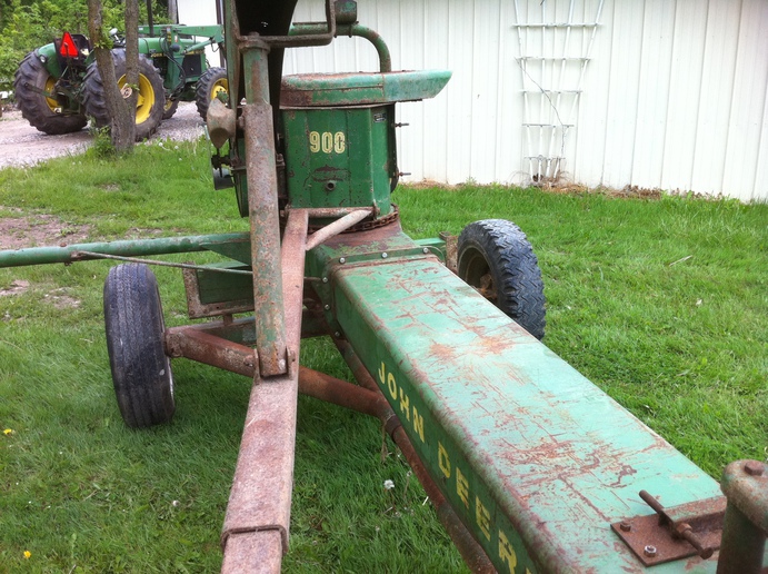 John Deere 900 silo unloader pics Yesterday's Tractors Forums