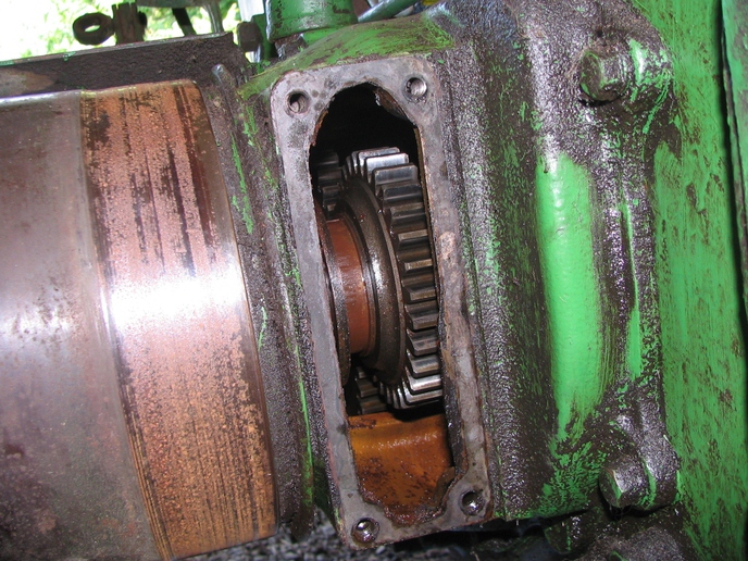 1950 JD B Tractor Pulley is Frozen on Crankshaft Yesterday's Tractors