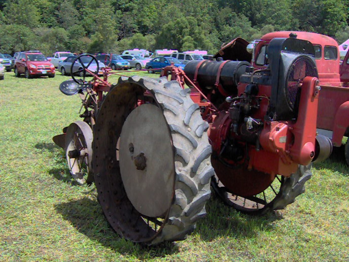 Roseboom tractor show pictures Yesterday's Tractors Forums