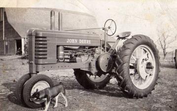John Deere Tractor - Found this picture in a box im the closet. Thought people would like to see it. Thanks!