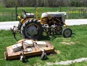 1975 International Cub With Eq