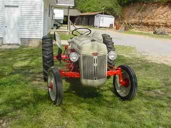 1949 8N Ford