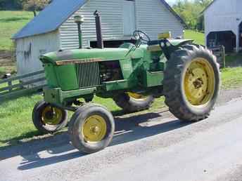 2520 John Deere