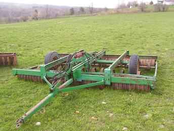 JD 950 ?? Cultimulcher 12 FT