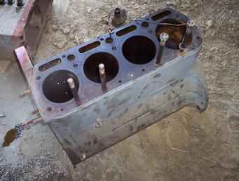 D17 Engine Block