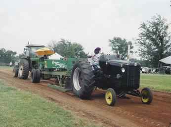 '56 Case 610 (LP) Tractor