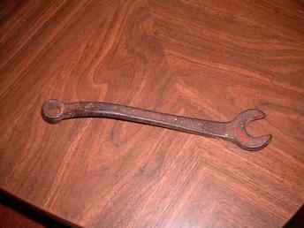 Old Ford End  Wrench