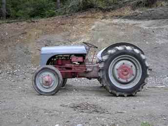 2N Ford Tractor