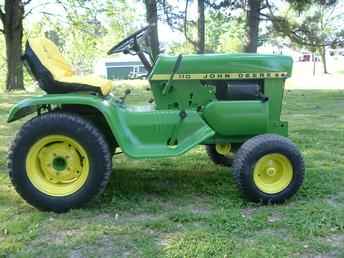 1974 John Deere 110 