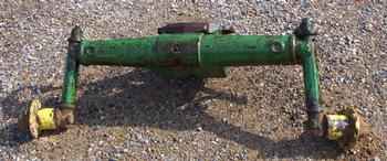 John Deere 2-Cyl W/F Axle,Nice