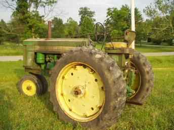 '58 John Deere 720 Diesel Pony Start