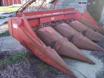 Massey Ferguson MF-44 Cornhead