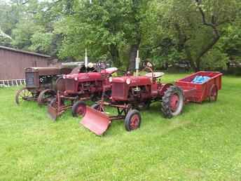 {2} 1948 Farmall Cubs & Toys