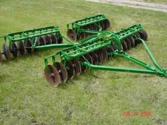 John Deere 10 Foot Disc