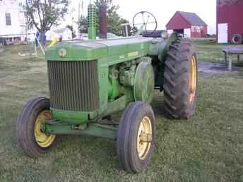 1950 John Deere R