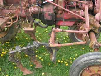 Ih Cultivtrs/FRTLZR For Sa-140