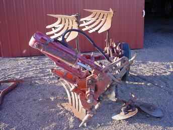 Allis Chalmers Plow
