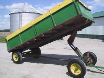 John Deere Flatbed Wagon