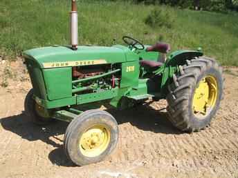 John Deere 2010