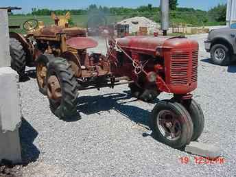 1942 Farmall B