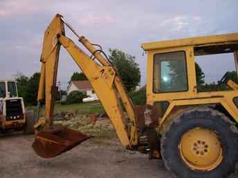 Ford  750 Backhoe/Loader