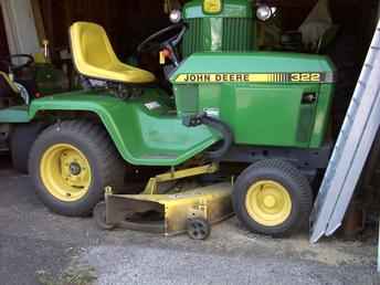 John Deere 322 Garden Tractor