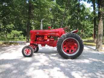 Ihc Farmall 400D W/F P/S T/A