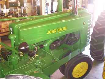 1951 John Deere G..Like New