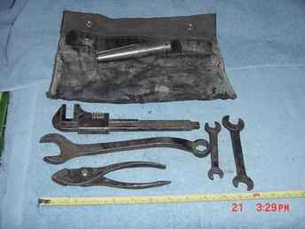 5 Old Ford Tools And Pouch 