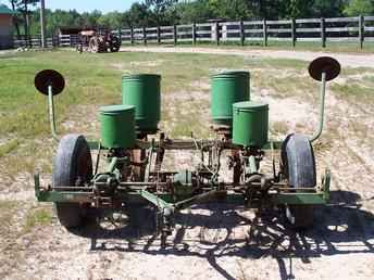 John Deere 290 Planter