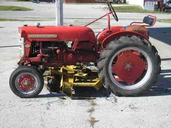 1959 Farmall Cub Lowboy