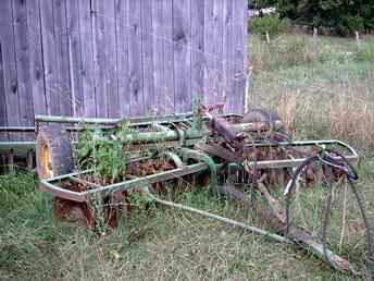 John Deere 8FT And 10FT Disc Harrows