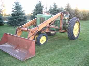 John Deere 60 W/Loader