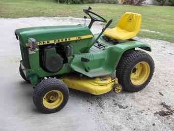 John Deere 110 Riding Mower