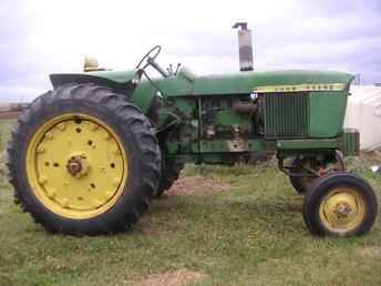 John Deere 3020 Tractor