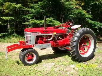 1943 Farmall H 