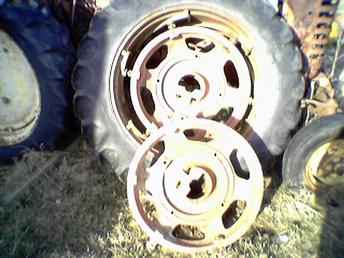 450 Farmall Spinout Rear Wheel