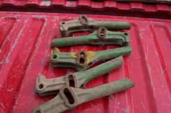 5 John Deere Cultivator Shanks