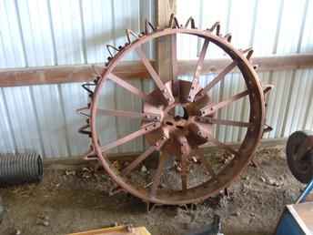 Steel Wheels Ih-H Tractor