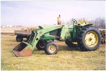 1970 John Deere 3020 Loader Tractor