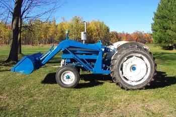 Ford 4000 3-Cyl 55HP Diesel 