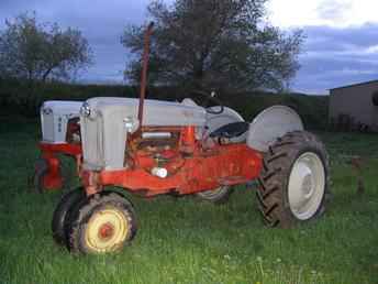 Ford 740 And 960 Tractors
