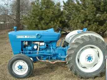 Ford 3600 Tractor 