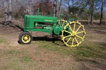 John Deere B Skeleton Steel