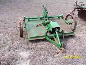 John Deere Drag Mower